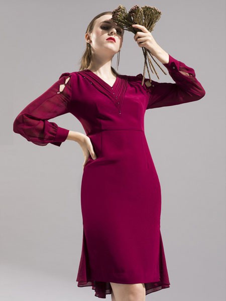 气质风名媛连衣裙 让你更显高贵优雅品味