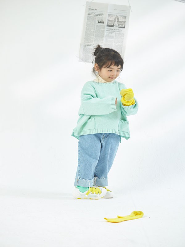 清新可爱的毛衣搭配 为你解决穿搭难题