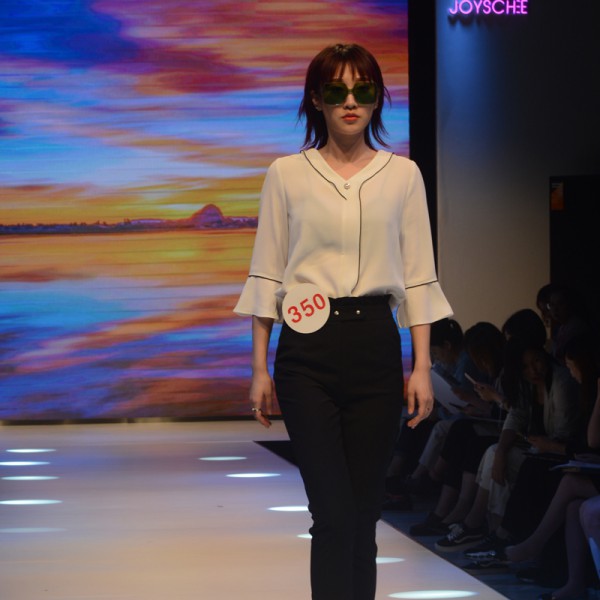 祝贺千百惠2020春季时尚发布秀圆满落幕