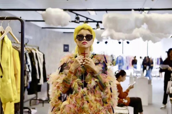 2019上海时装周 DFO 2020订货会火爆进行中