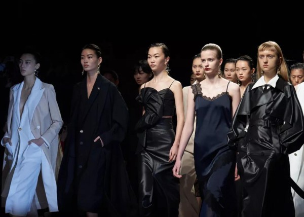 上海时装周秀场时间表 上海时装周日程表给你好看