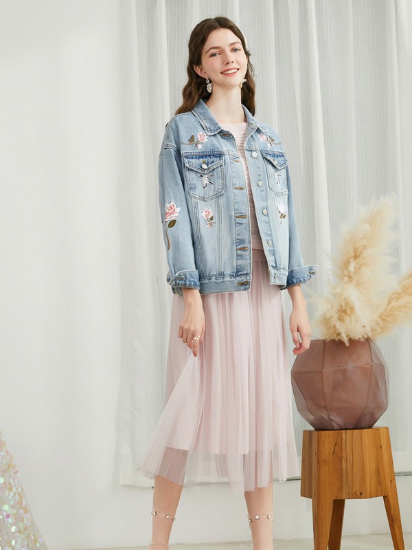 关于秋季的仙女系的搭配 又甜又美的穿搭你一定要拥有