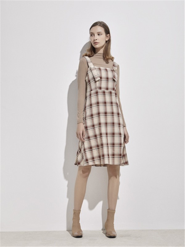 秋季的格子元素的时尚单品有哪些