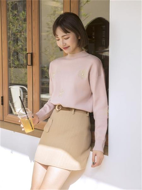 秋季毛衣如何穿出自己的风格 穿出女神范