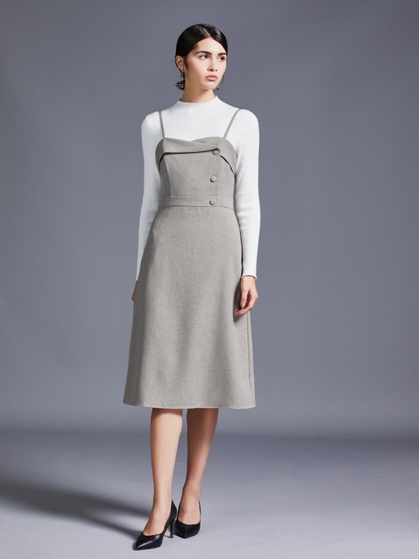 有什么时尚的搭配 背带裙的搭配好不好看