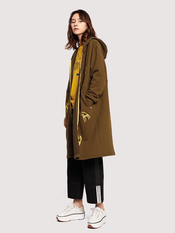 军绿色适合在秋季穿吗 秋季的军绿色单品有哪些