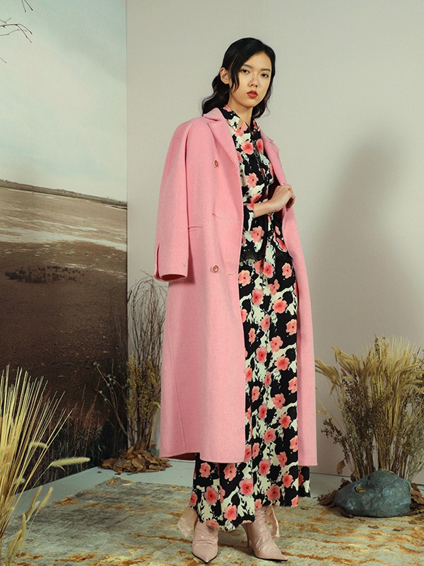 秋冬大衣气质搭配 轻松穿出高级范