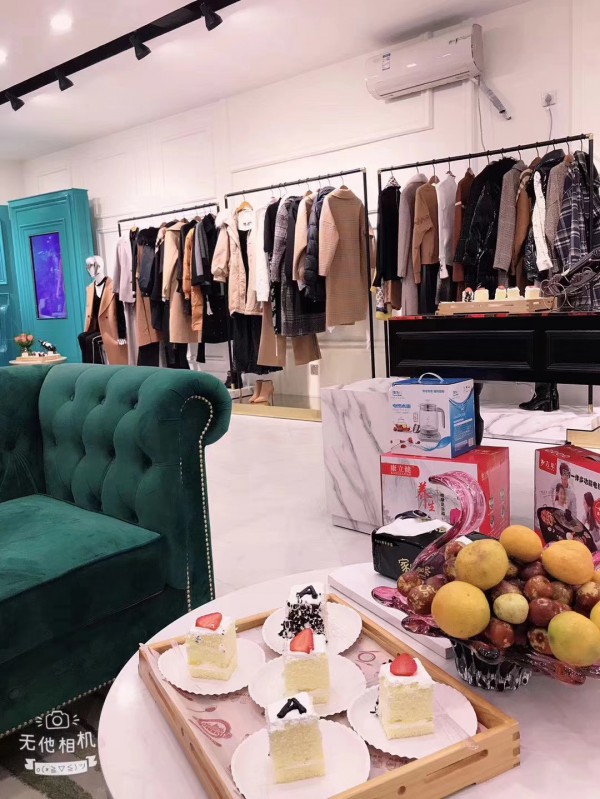 热烈祝贺ANOTHER ONE西藏拉萨形象店今日盛大开业 祝生意兴隆