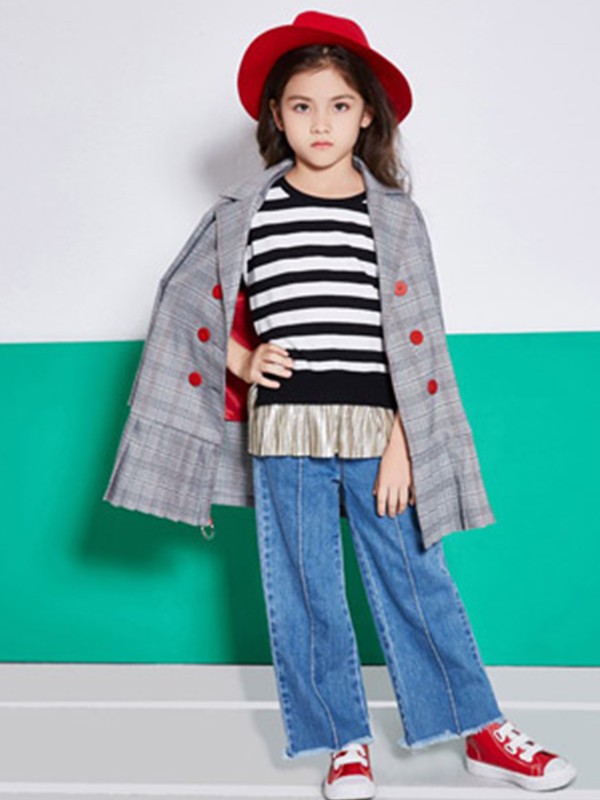 有哪些好看的牛仔单品 秋季小女生的时尚搭配