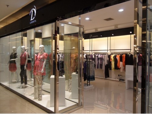 女装店开在什么区域好 投资在十万元左右的女装品牌有哪些