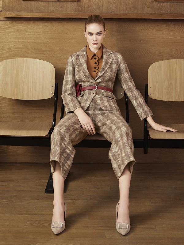 职场气质穿搭 迪图给你搭配指南