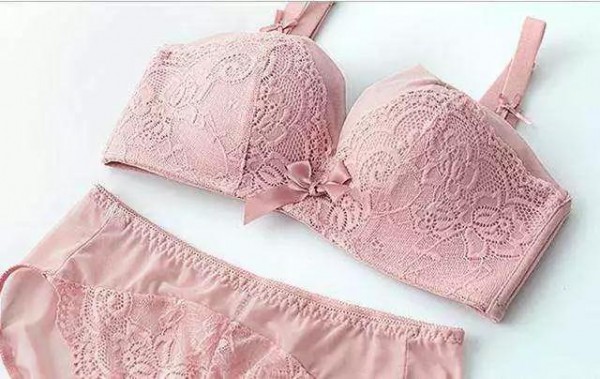 网购内衣前 先弄清楚罩杯和胸型