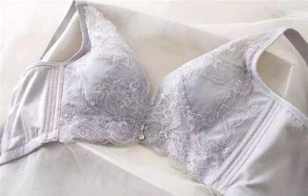 网购内衣前 先弄清楚罩杯和胸型
