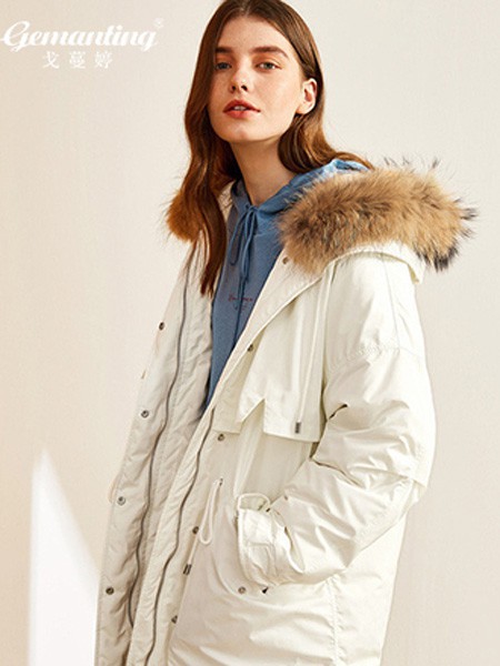 蓝色显白吗 早秋有哪些气质单品