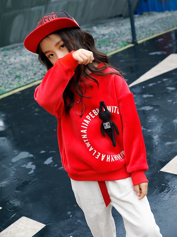 女宝宝怎么穿搭更具活力感 巴迪小虎为你支招