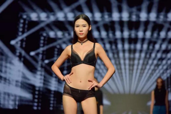 每个女人必备的6种内衣 快来了解一下!