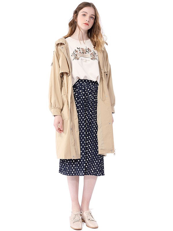 灰色羽绒服怎么穿搭更时髦 怎么搭配出知性感