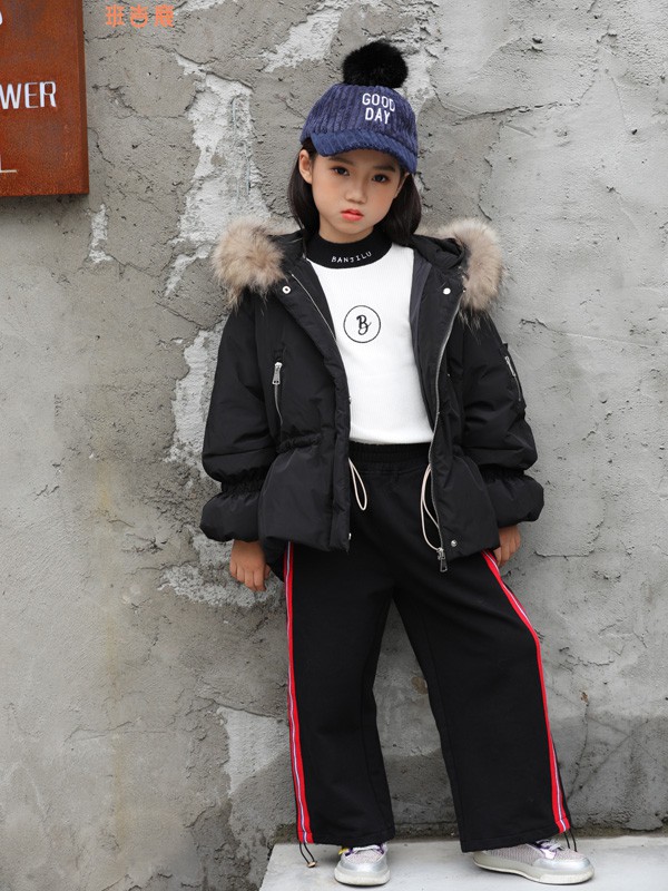 怎么运用黑色保暖单品给宝宝打造酷感造型 班吉鹿为你支招