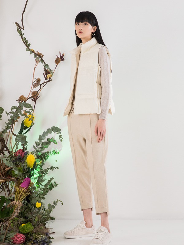 萝卜裤搭配什么上衣好看 这种穿法你一定没有见过