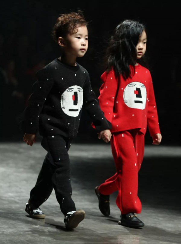 Qimoo淇木2019AW “魔法”Fashion Runway感受缤纷色彩