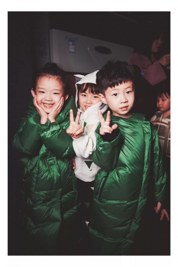 Qimoo淇木2019AW “魔法”Fashion Runway感受缤纷色彩