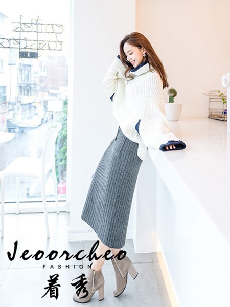 毛衣怎么穿好看 毛衣配什么下装好看