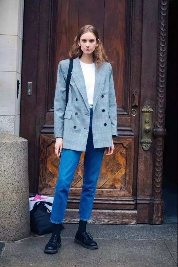 秋冬必备绝对不能错过的三款女神战靴 秋冬必备绝对不能错过的三款女神战靴