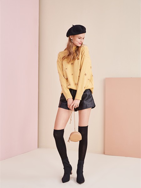 秋冬的毛衣怎么穿 这样穿时尚又气质