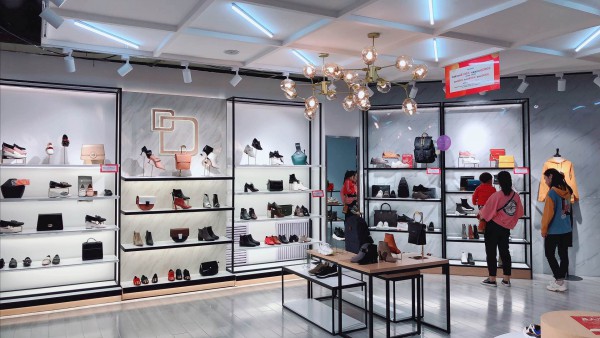 丹比奴鞋包在市场上口碑好 销量高 深受消费者追捧与喜爱!