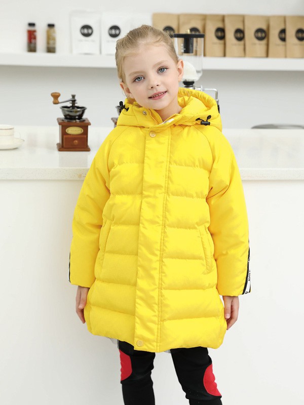 羽绒服下面搭配什么更好看 小女生的冬季穿搭