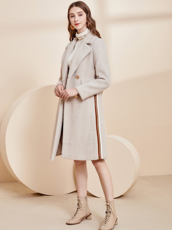 杏色和米色有什么区别 秋季有什么杏色单品