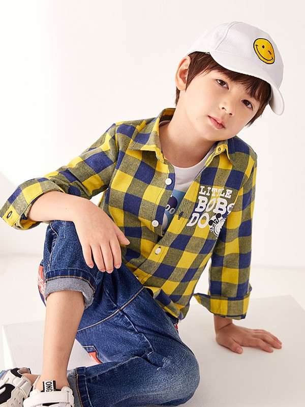 时髦的休闲男童造型怎么搭配 巴布豆提供穿搭参考