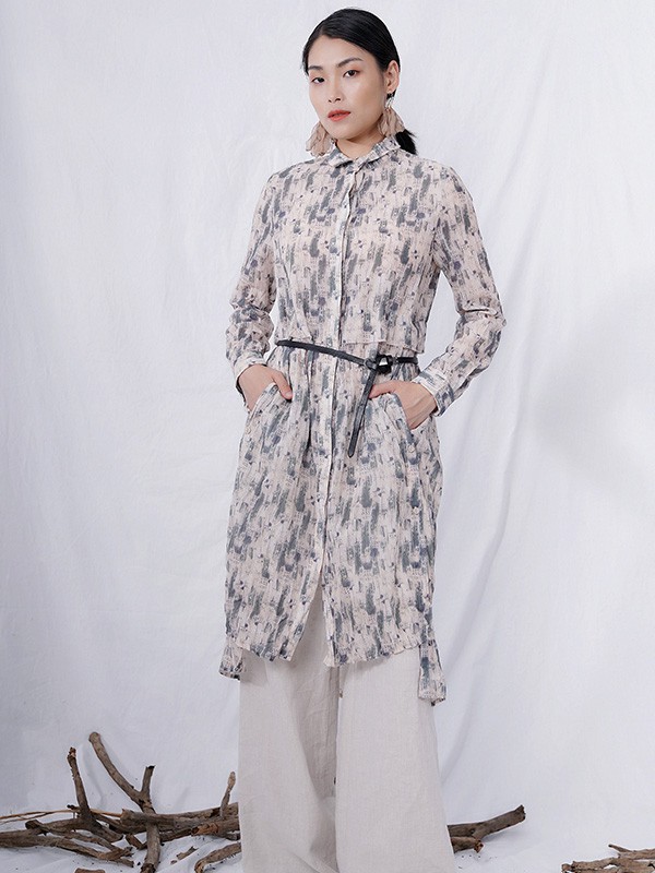 秋天流行的服装款式 底色教你如何穿