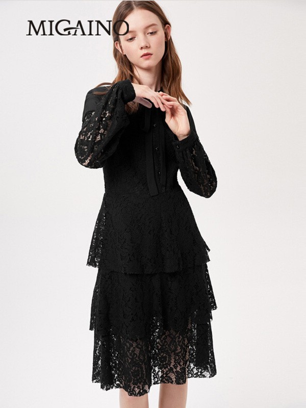 长款雪纺连衣裙配什么外套好看 深秋穿连衣裙配什么外套