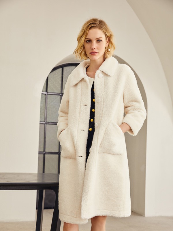 女生穿多长的外套好看 过膝大衣内搭配什么