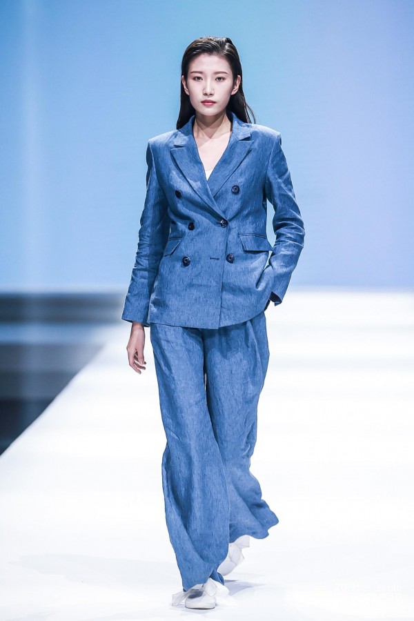 生态江西 时尚麻艺 2019江西国际麻纺博览会盛大开幕