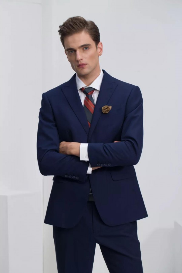 西装单品推荐 百搭西服巴蒂米澜邀你品质穿衣