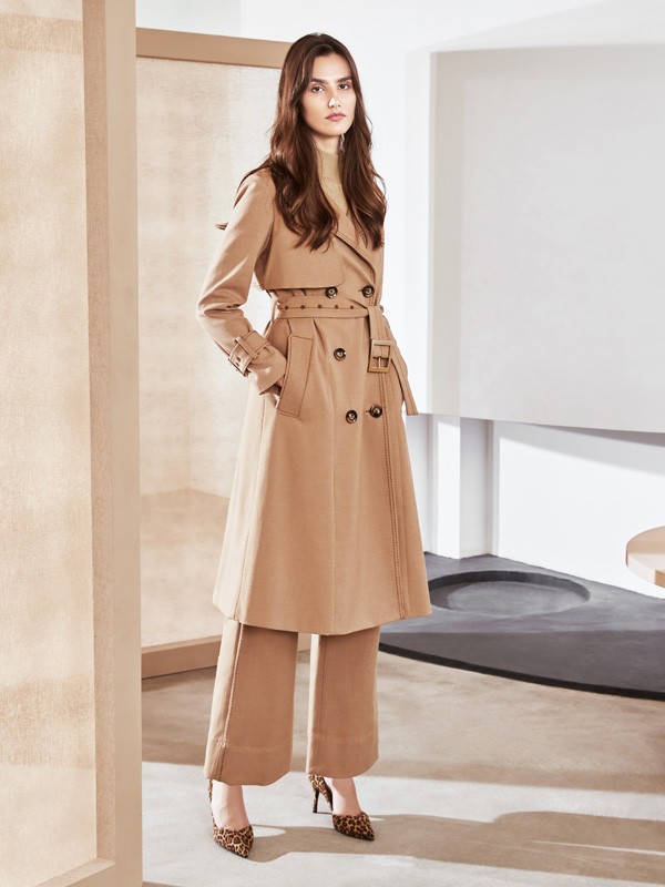 秋季必备外套 卡蔓教你穿出高级范