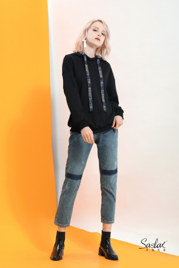 穿上Saslax莎斯莱思流行色单品 这个冬天不再沉闷