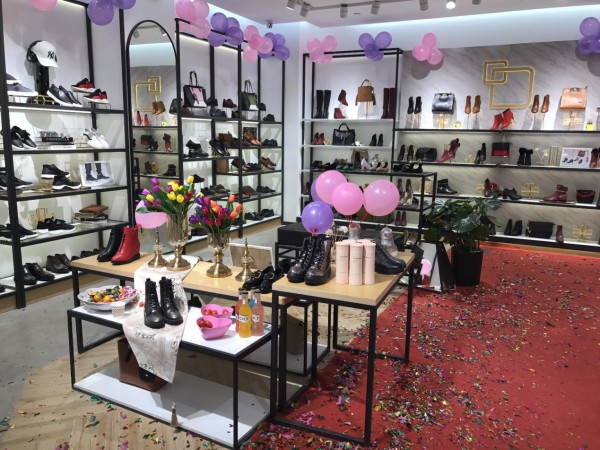 丹比奴:打造女性专属购物天堂 撬动快时尚行业财富商机