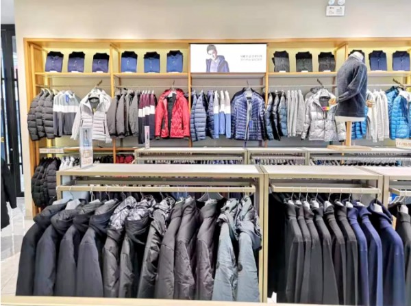 热烈祝贺罗蒙新零售山西朔州马邑路店盛大开业