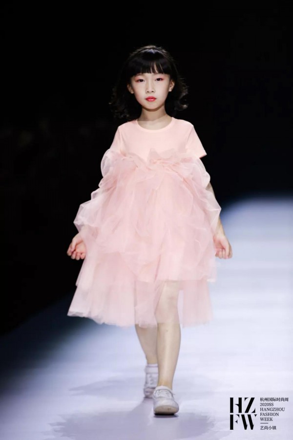 HZFW-DAY4 | NNE&KIKI 尼可童装·陆敏超新品发布