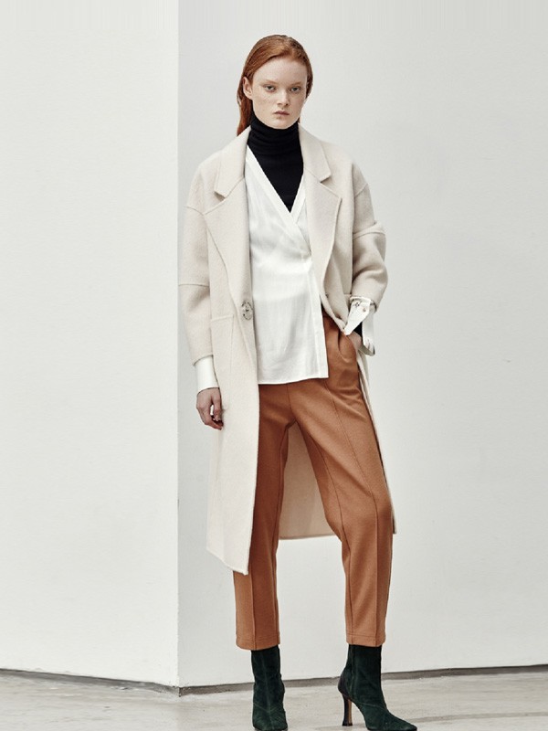 紫色毛衣配什么颜色外套 白色衬衫里面配黑色打底衫好看吗