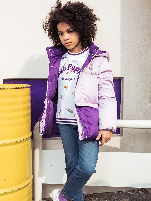 红色阔腿裤怎么搭配 怎么打造出活力感的女童造型