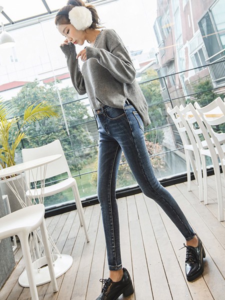 穿什么裤子显瘦 女性怎么完善个人造型