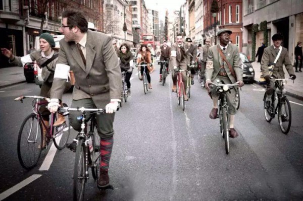 富绅V定制丨牵手世界顶级面料品牌 富绅V定制丨牵手世界顶级面料品牌