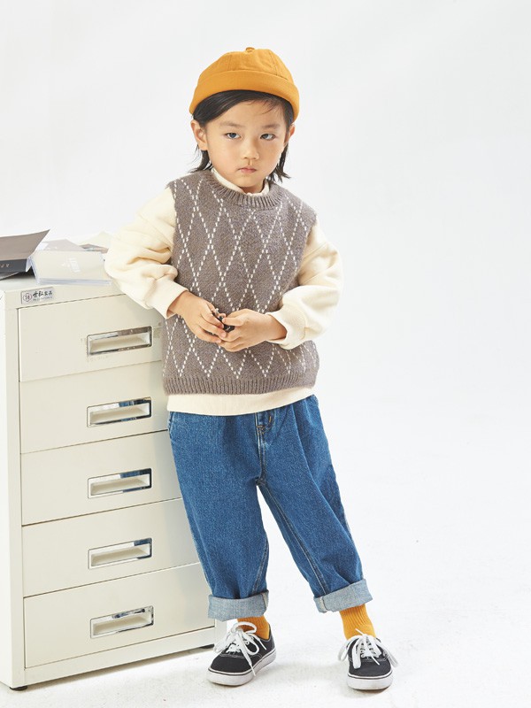 怎么给宝宝穿搭更有型 Mr.Branca呈现潮流牛仔风穿搭