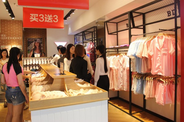 品牌内衣加盟店如何选址?BD内衣与你分享技巧!