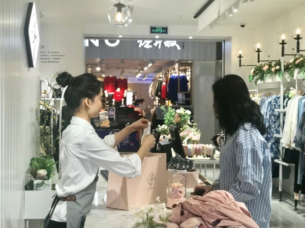 拥有专业导购的好处在哪里?37°生活美学来给您科普!