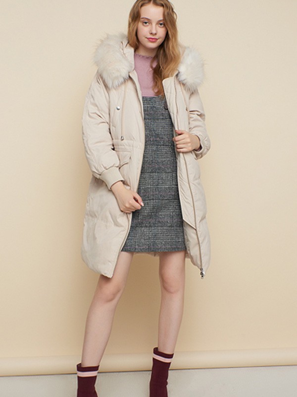 冬季羽绒服的搭配有哪些好看的款式 爱弗瑞为你推荐